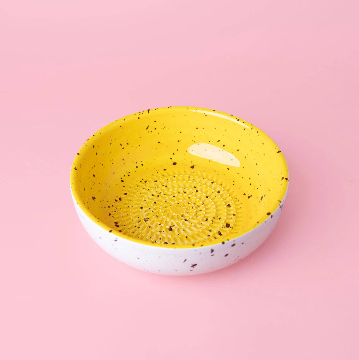 Keramisk vitlöksrivplatta mellan, gul & vit (Canela) – Cofá